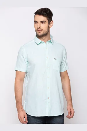 Giordano Men Green Slim Fit Solid Casual Shirt