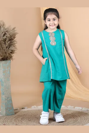 AWW HUNNIE Girls A-Line Sequinned Sleeveless Pure Cotton Kurta Sets
