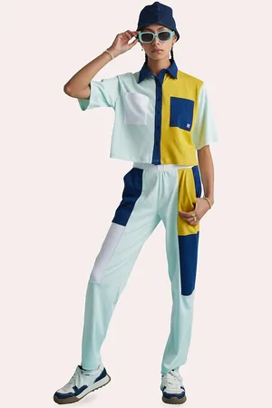 Muvazo Women Colourblocked Custom Straight Fit Regular Trousers