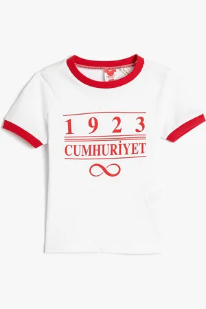Koton Girls Typography Printed Pure Cotton T-shirt