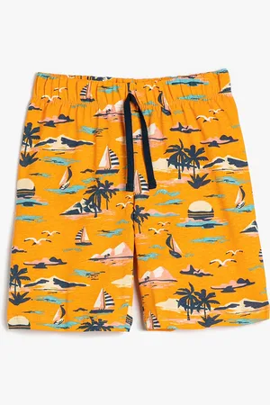 Koton Boys Graphic Printed Mid-Rise Pure Cotton Shorts