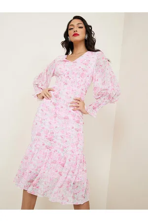 Styli Pink Floral Printed V-Neck Puff Sleeves Smocking Tiered Bodycon Midi Dress