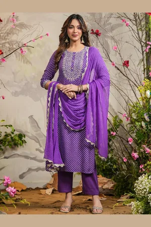 Everbloom Leheriya Printed Thread Work Kurta & Trousers With Dupatta