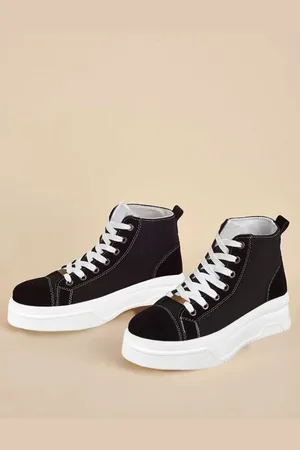 Stylestry Women Mid-Top Walking Marking Shoes
