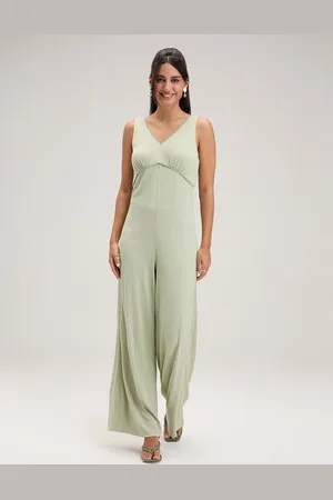 20Dresses V-Neck Sleeveless Basic Jumpsuit