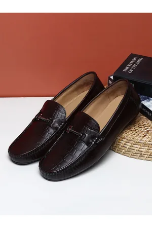Teakwood Leathers Men Textured Leather Comfort Insole Horsebit Loafers