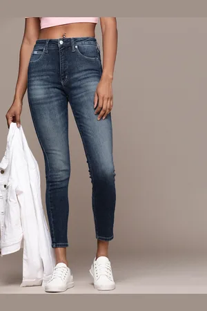 Calvin Klein Women Skinny Fit High-Rise Heavy Fade Stretchable Jeans