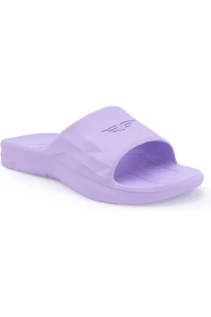 Red Tape Kids Textured Sliders