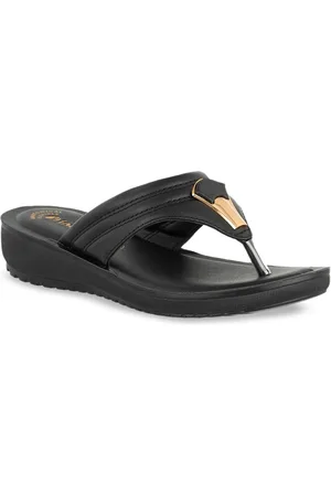 Inblu Textured Buckled Lightweight Anti Skid Open Toe Flats