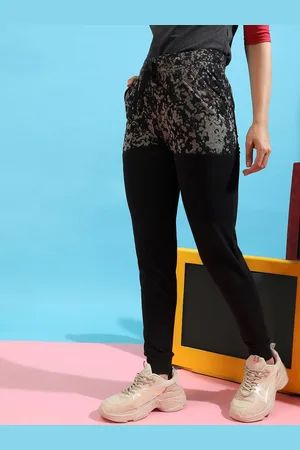 Campus Women Black Abstract Printed Straight-Fit Mid-Rise Joggers