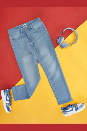 Pantaloons Boys Clean Look Mid-Rise Heavy Fade Jeans