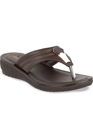 Inblu Textured Buckled Lightweight Anti-Skid Open Toe Flats