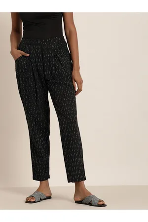 Taavi Ikat Women Pleated Detail Mid-Rise Trousers
