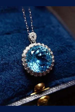 Designs & You Silver Plated American Diamond Round Pendant With Chain