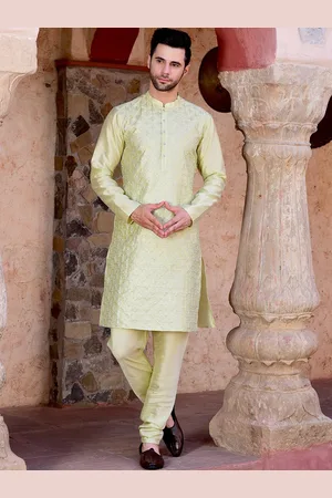 HOUSE OF DEYANN Floral Embroidered Mandarin Collar Sequinned Kurta