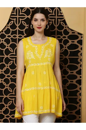 FAWOMENT Floral Embroidered Thread Work Detailed A-Line Kurta