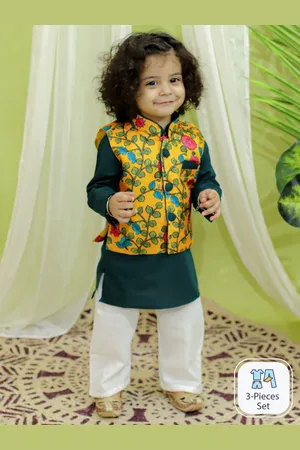 BownBee Boys Mandarin Collar Regular Kurta with Pyjamas And Printed Nehru Jacket