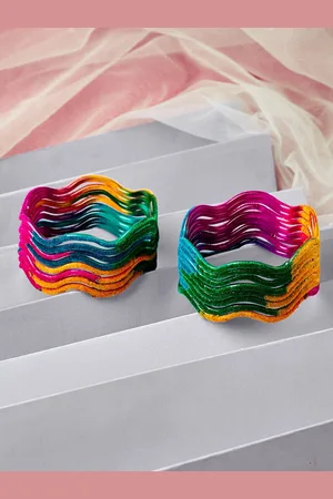 ATIBELLE Set Of 16 Velvet Textured Zig-Zag Wavy Contemporary Bangles