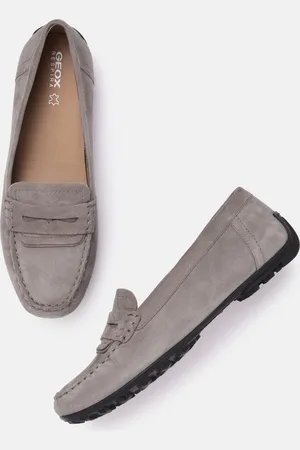 Geox Women Solid Leather Moccasins