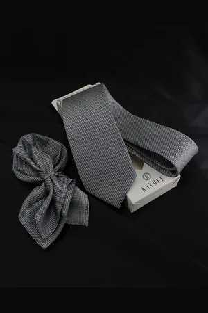 KOVOVE Men Grey Melange The Rogue Abstract Printed Accessory Gift Set
