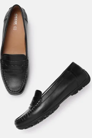 Geox Women Solid Leather Moccasins