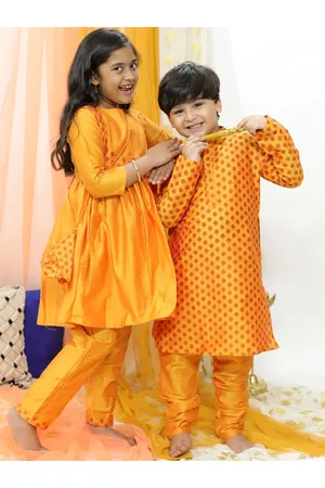 Vastramay Girls Ethnic Motifs Printed Round Neck Pleated Kurta & Trousers With Potli Bag