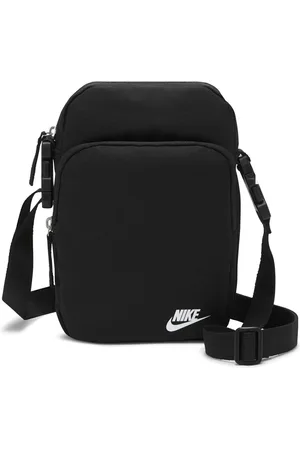 Nike luggage store