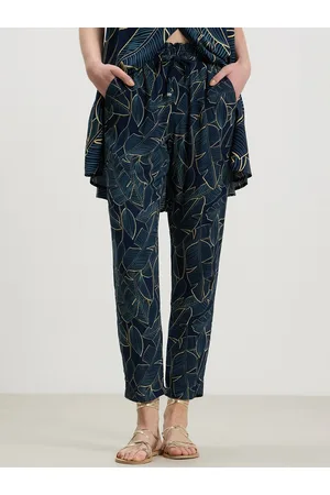 Calliope Women Printed Straight Fit High-Rise Trousers