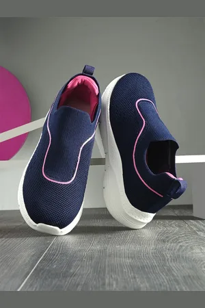 HRX Women Navy Blue & White Mesh Walking Shoes