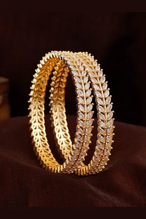 ESTELE Set Of 2 Gold-Plated AD-Studded Bangles
