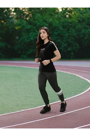 HARVARD Women Black & Multicoloured Colourblocked Stripe Casual T-shirt