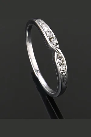 ESTELE Rhodium Plated Crystal Studded Intertwined Finger Ring