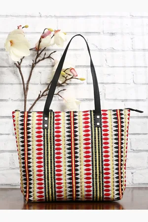 Sangria Printed Handheld Bag