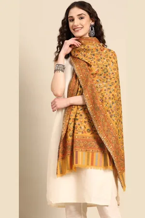 Sangria Ethnic Motif Woollen Fringed Stole
