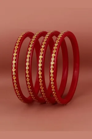 Lucky Jewellery Set Of 4 Gold-Toned & Maroon Sankha & Bengali Pola Traditional Bangles