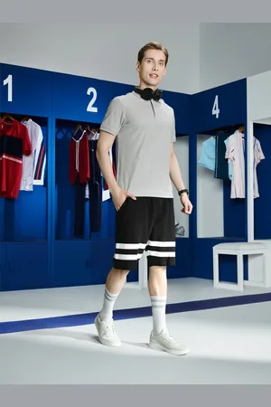 HARVARD Men Striped Mid-Rise Regular Shorts
