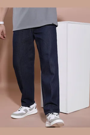 Highlander Men Clean Look Mid-Rise Relaxed Fit Jeans