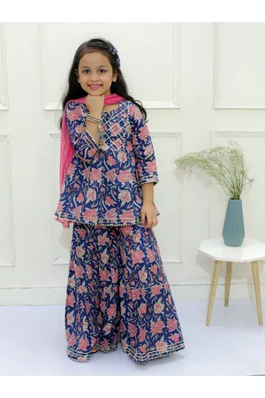 Ka-mee Girls Floral Printed Panelled Gotta Patti Pure Cotton Kurta Set
