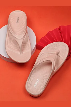 NEOZ Women Pink Rubber Slip-On