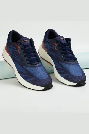 Lifestyle Men Textured Comfort Insole Contrast Sole Sneakers