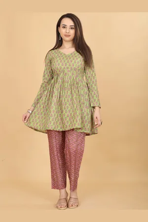 CHANSI Floral Printed A-Line Kurta Set