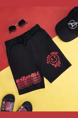 Pantaloons Boys Typography Printed Mid Rise Cotton Regular Shorts