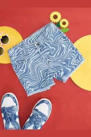 Pantaloons Girls Abstract Printed Mid Rise Cotton Denim Shorts