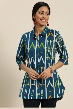 Sangria Women Navy Blue & White Geometric Printed Shirt Style Top