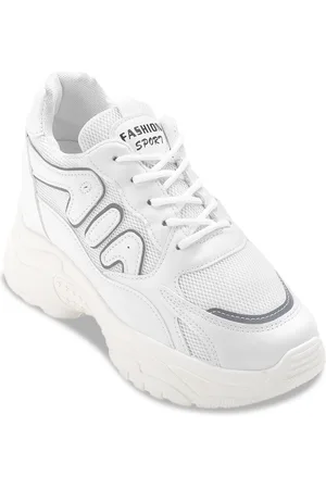 CASSIEY Women Textured Waterproof Lining Breathable Sneakers