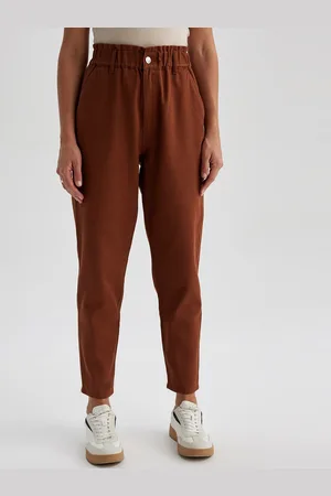 DeFacto Women Regular Fit Mid Rise Cropped Cotton Trousers
