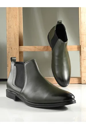 Buy Roadster Men Black Solid Chelsea Boots - Casual Shoes for Men