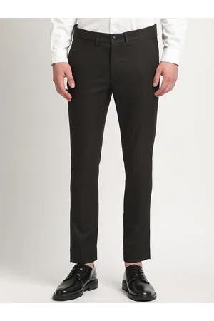 The Bear House Men Solid Tapered Fit Mid-Rise Formal Trousers