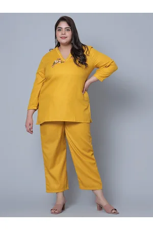 Bani Women Embellished Tunic with Trousers