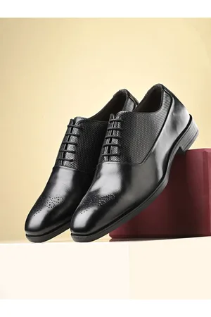 San Frissco Men Textured Leather Formal Oxfords